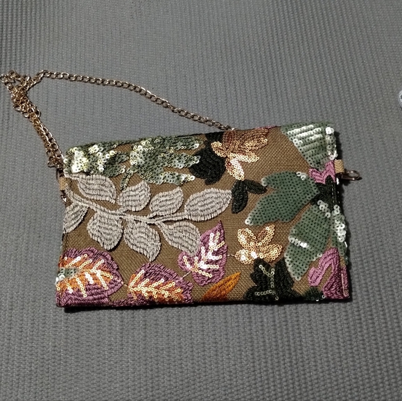 & Other Stories Multicolor Floral Sequin Clutch - Picture 2 of 7
